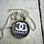 Designer Images.Chanel. Cha..