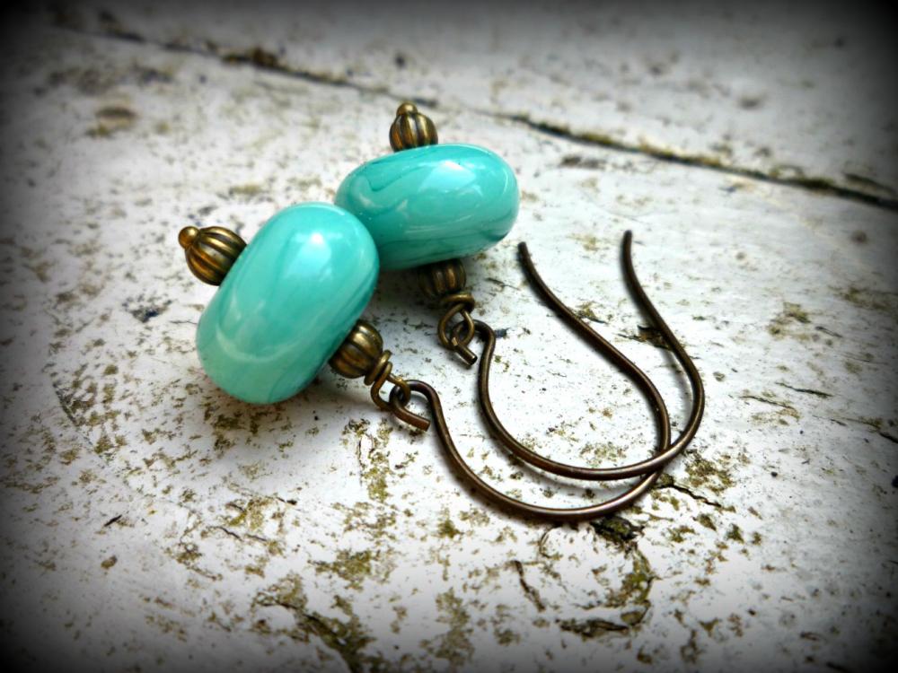 Beachy waves. Trinity brass co. earring wires, lampwork glass, mediterranean earrings, beach wear, glass earrings, Aqua, teal, blue, jewelry, earrings.