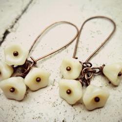 Czech Glass Bell Flowers Vanilla Cream. Antiqued copper kidney wire. Spring jewelry. Summer. Beach. White flower Earrings. Copper earrings.